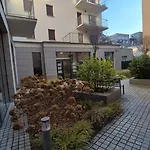 St Wojciech Hill Apartment, Free Parking, Air-conditioning, Self Check-in 24h شقة بوزنان