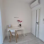 St Wojciech Hill Apartment, Free Parking, Air-conditioning, Self Check-in 24h شقة *