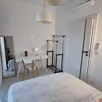 شقة St Wojciech Hill Apartment, Free Parking, Air-conditioning, Self Check-in 24h