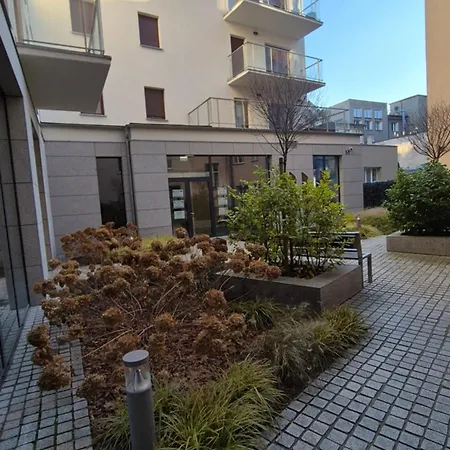 St Wojciech Hill Apartment, Free Parking, Air-conditioning, Self Check-in 24h Apartamento Poznan